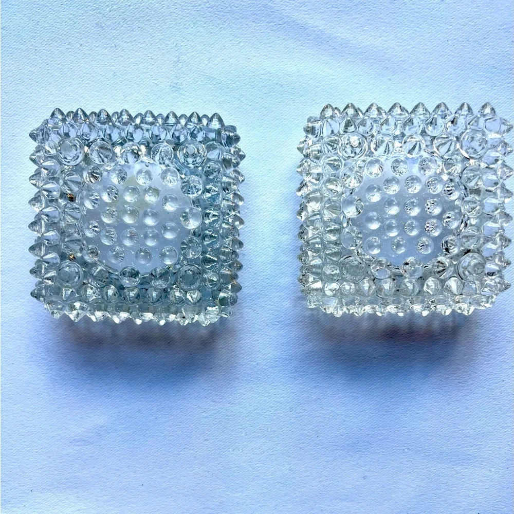 Fenton Vintage Salt Cellar, 3x3 inches, Elegant , lTea Lights,Holiday Gift Rare - Picture 6 of 7
